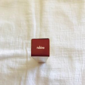 Stills Stay All Day Liquid Lipstick in Rubinho